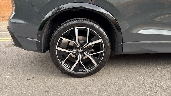 Used Volkswagen Tiguan 2025 for sale - 75446199: Photo 12