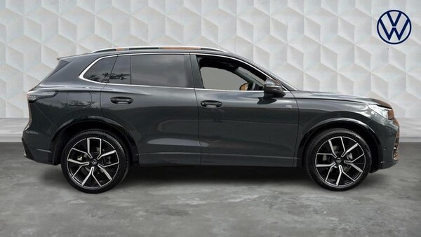 Used Volkswagen Tiguan 2025 for sale - 75446199: Photo 4