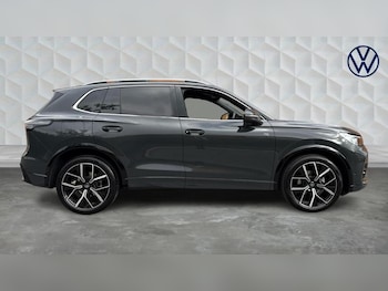 Used Volkswagen Tiguan 2025 for sale - 75446199: Photo 4