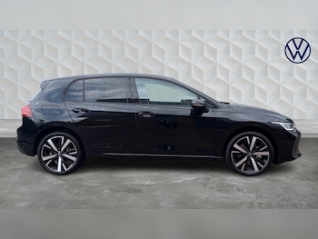 Used Volkswagen Golf 2026 for sale - 79010927: Photo