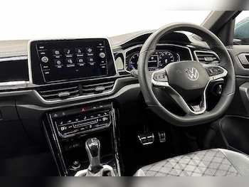 Used Volkswagen T-Roc 2025 for sale - 77602251: Photo