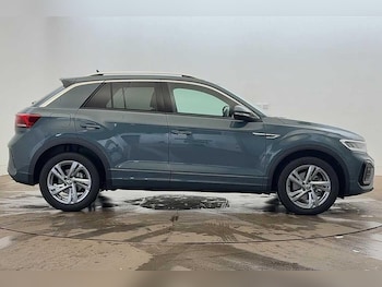 Used Volkswagen T-Roc 2025 for sale - 77602251: Photo