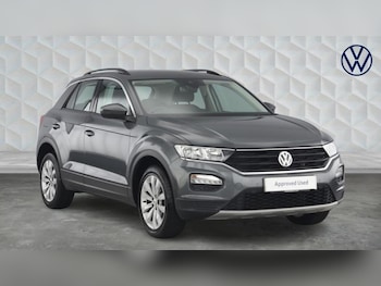 Used Volkswagen T-Roc 2019 for sale - 75433539: Photo