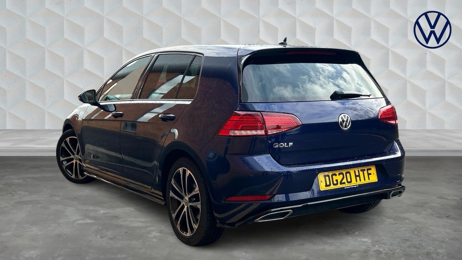 Used Volkswagen Golf 2020 for sale - 77602333: Photo 3