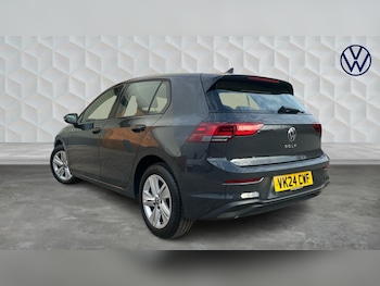 Used Volkswagen Golf 2024 for sale - 77975625: Photo