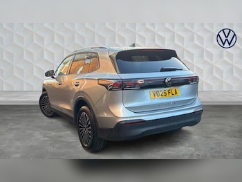 Used Volkswagen Tiguan 2025 for sale - 76984800: Photo