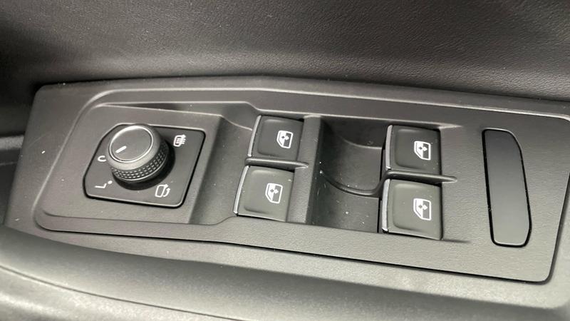 Used Volkswagen T-Roc 2022 for sale - 75997356: Photo 19