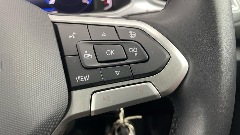 Used Volkswagen T-Roc 2022 for sale - 75997356: Photo 24