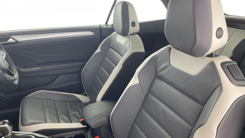 Used Volkswagen T-Roc 2022 for sale - 75997356: Photo 33