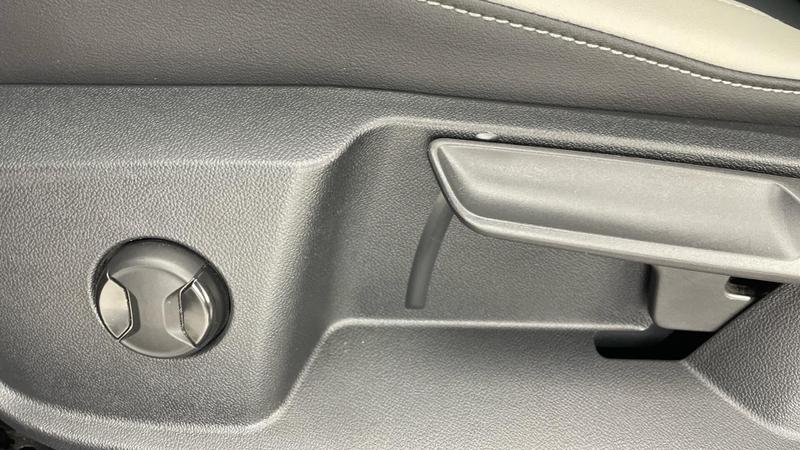 Used Volkswagen T-Roc 2022 for sale - 75997356: Photo 34