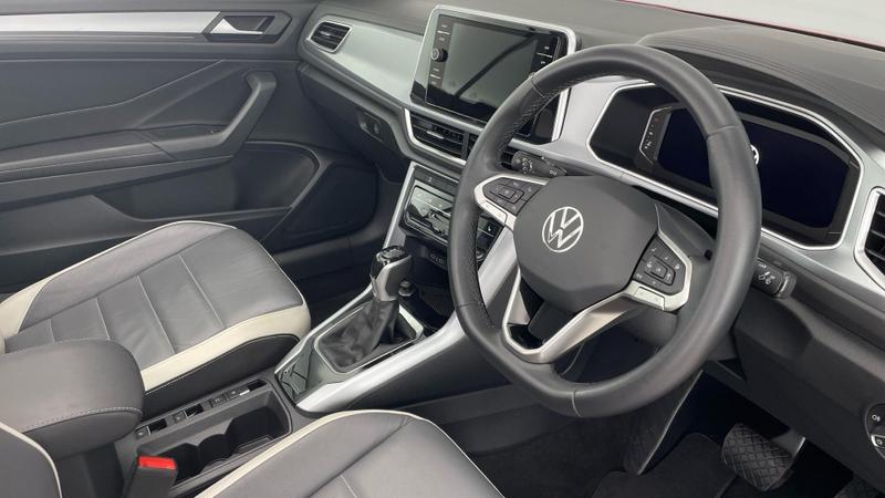 Used Volkswagen T-Roc 2022 for sale - 75997356: Photo 6