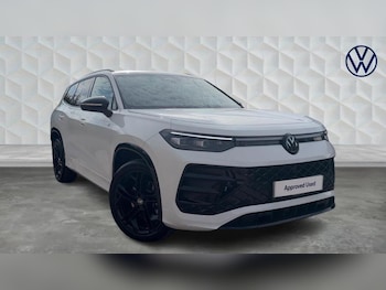 2025 - 1.5 TSI eHybrid 272 R-Line Edition 5dr DSG6 Automatic