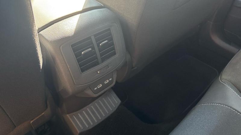 Used Volkswagen T-Roc 2022 for sale - 76028156: Photo 15