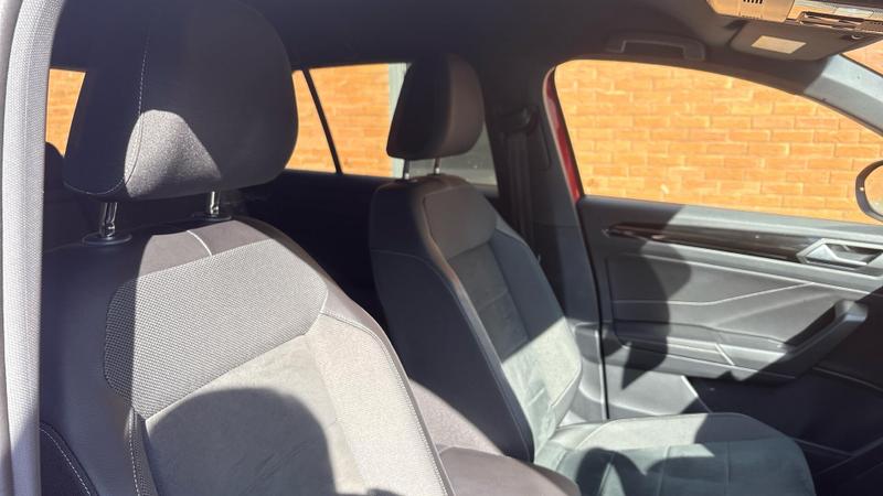 Used Volkswagen T-Roc 2022 for sale - 76028156: Photo 26