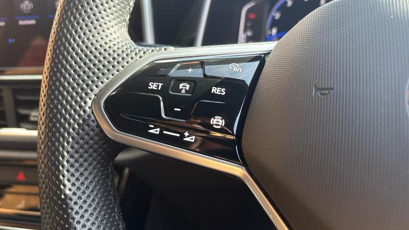Used Volkswagen T-Roc 2022 for sale - 76028156: Photo 33