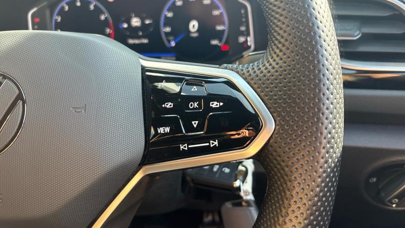 Used Volkswagen T-Roc 2022 for sale - 76028156: Photo 34