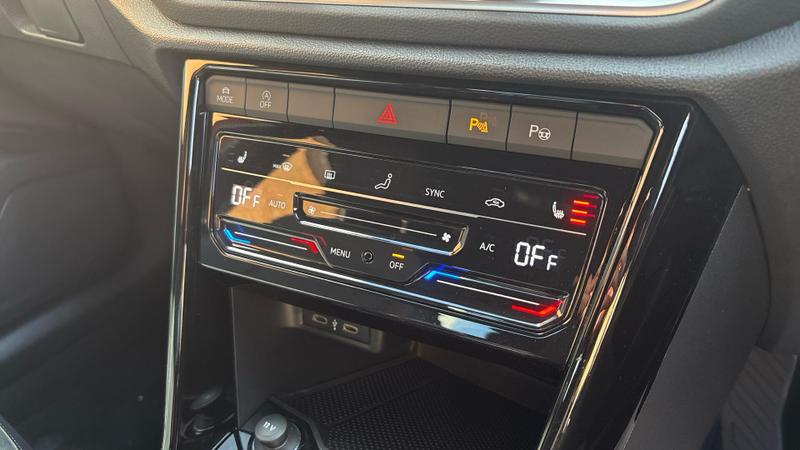 Used Volkswagen T-Roc 2022 for sale - 76028156: Photo 35