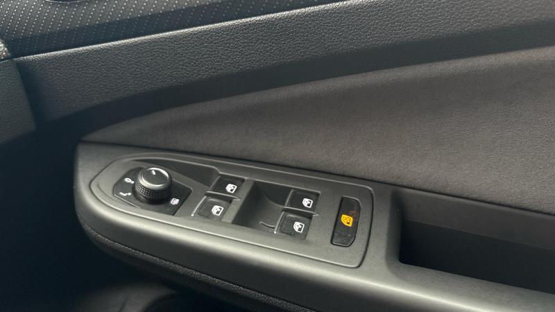 Used Volkswagen Golf 2024 for sale - 75935145: Photo 15