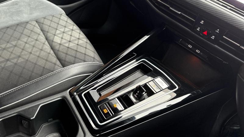 Used Volkswagen Golf 2024 for sale - 75935145: Photo 16