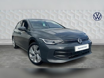 Volkswagen - Golf