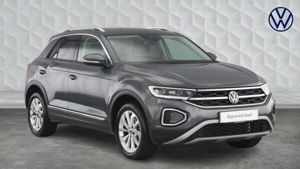 Used Volkswagen T-Roc 2023 for sale - 75541927: Photo 1