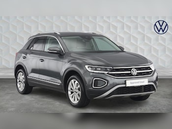 Used Volkswagen T-Roc 2023 for sale - 75541927: Photo