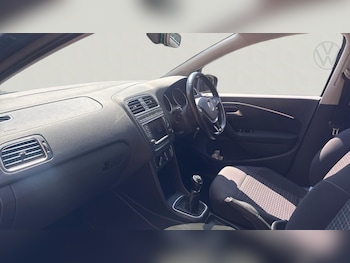 Used Volkswagen Polo 2017 for sale - 78356783: Photo