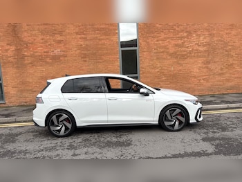 Used Volkswagen Golf 2025 for sale - 77506219: Photo