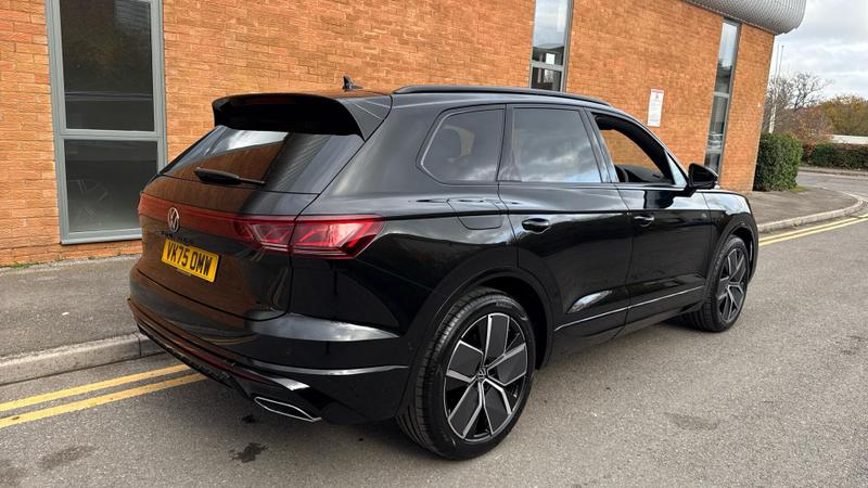 Used Volkswagen Touareg 2025 for sale - 76494713: Photo 14