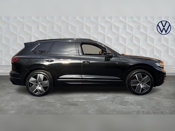 Used Volkswagen Touareg 2025 for sale - 76494713: Photo