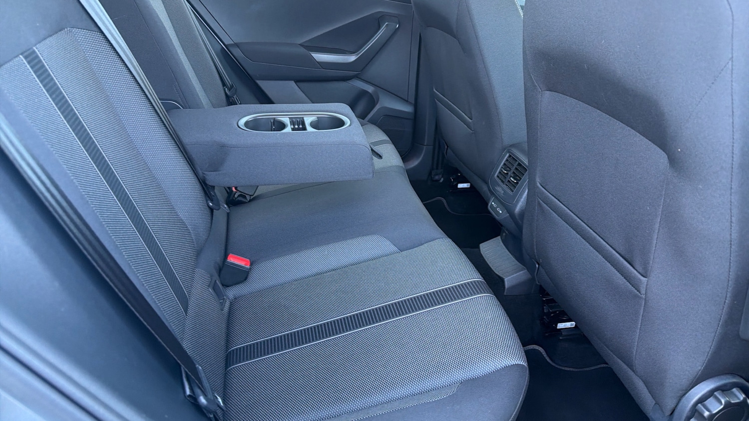 Used Volkswagen T-Roc 2023 for sale - 78135106: Photo 11