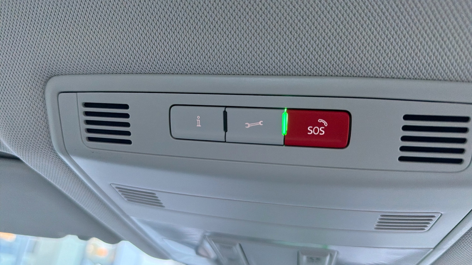 Used Volkswagen T-Roc 2023 for sale - 78135106: Photo 35