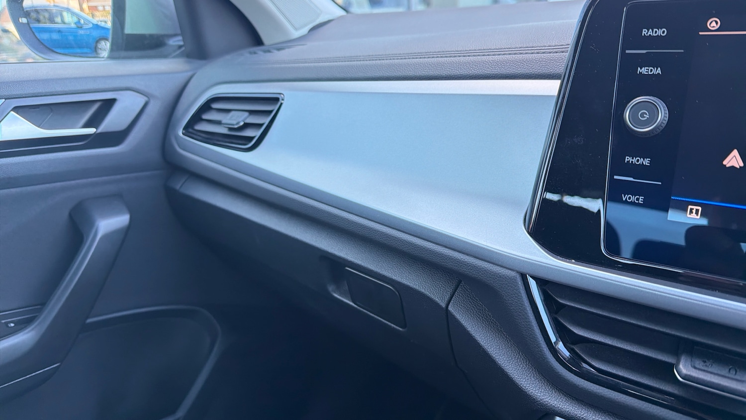 Used Volkswagen T-Roc 2023 for sale - 78135106: Photo 36