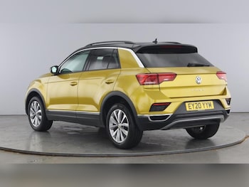 Used Volkswagen T-Roc 2020 for sale - 75504842: Photo