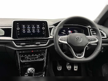 Used Volkswagen T-Roc 2025 for sale - 78042224: Photo