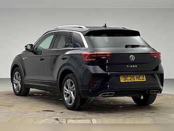 Used Volkswagen T-Roc 2025 for sale - 78042224: Photo