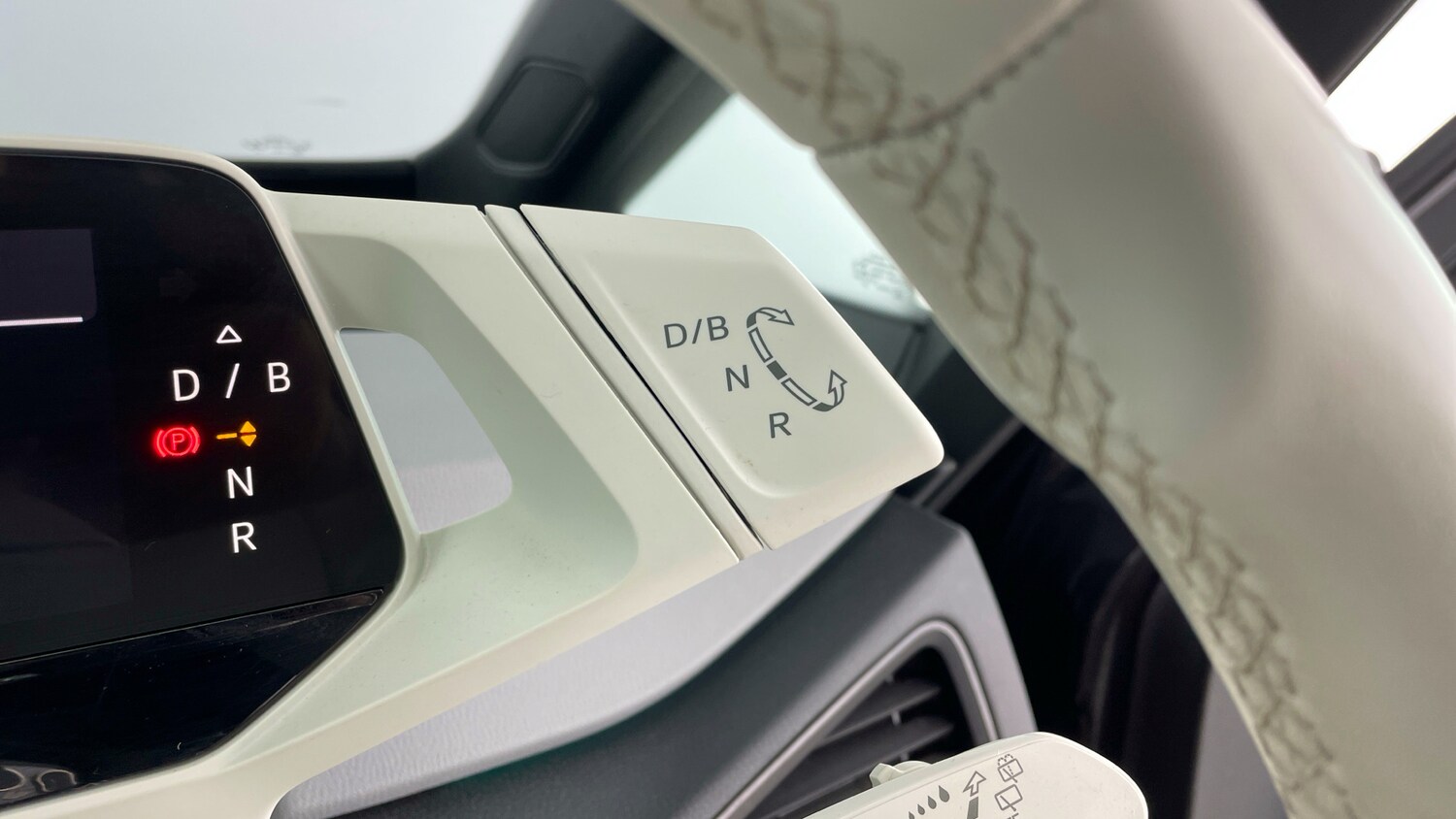 Used Volkswagen ID.3 2020 for sale - 78028076: Photo 24