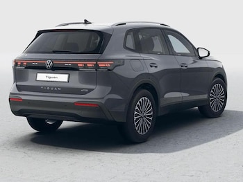 Used Volkswagen Tiguan undefined for sale - 77447403: Photo