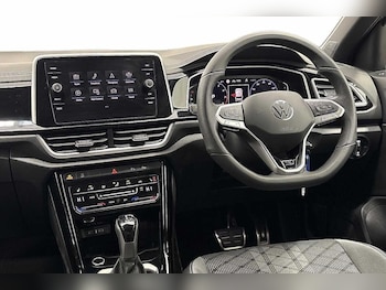 Used Volkswagen T-Roc 2025 for sale - 78290042: Photo