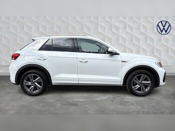 Used Volkswagen T-Roc 2024 for sale - 78736432: Photo