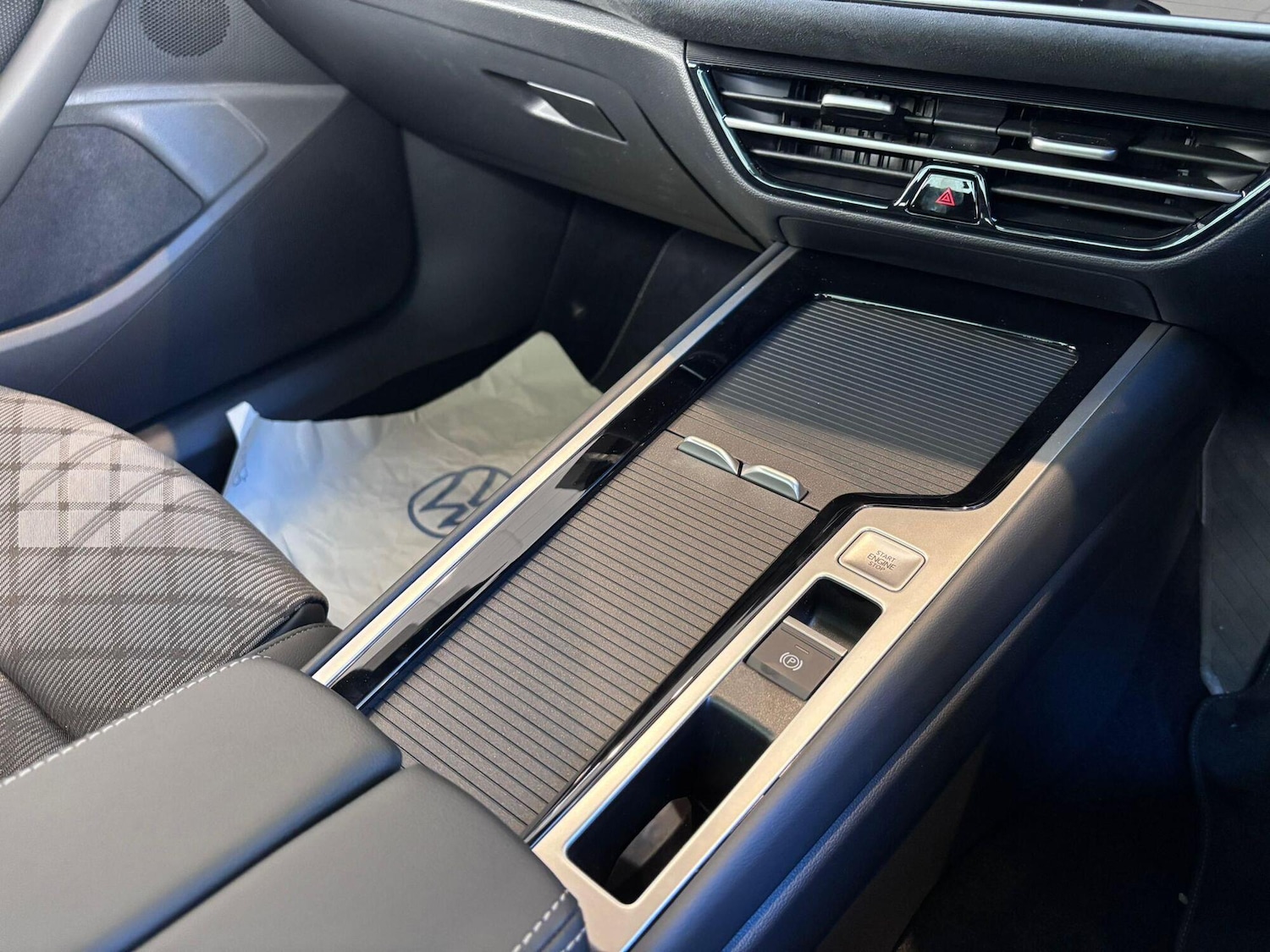 Used Volkswagen Passat for sale - 78202236: Photo 17