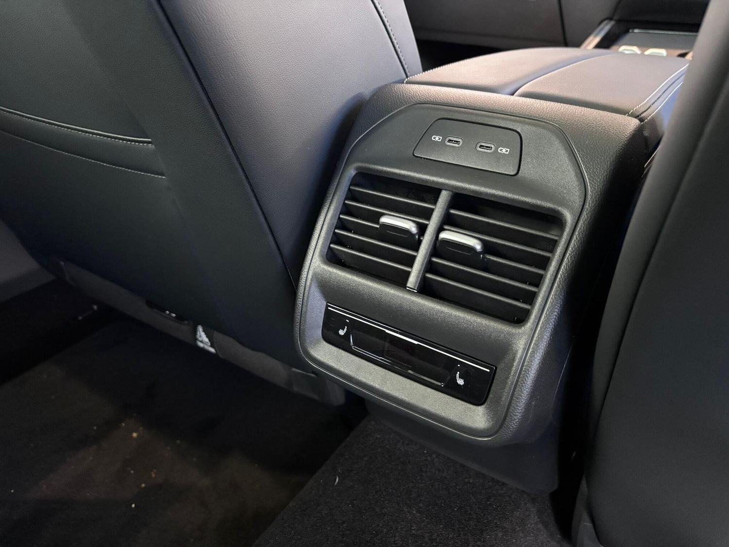 Used Volkswagen Passat for sale - 78202236: Photo 31