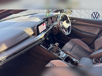 Used Volkswagen Golf 2024 for sale - 77602177: Photo