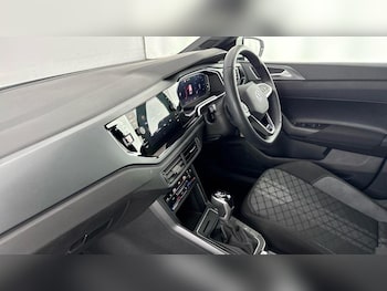 Used Volkswagen Polo 2025 for sale - 77161131: Photo