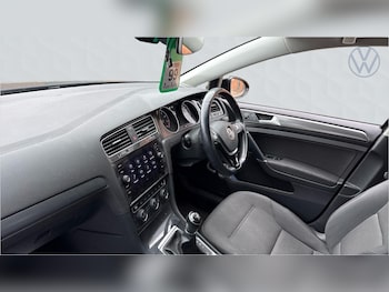 Used Volkswagen Golf 2020 for sale - 78757433: Photo