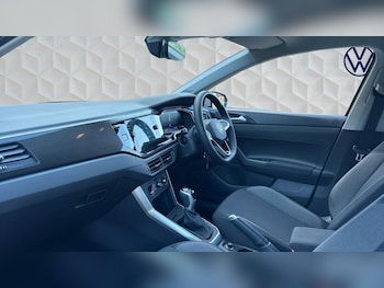 Used Volkswagen Polo 2023 for sale - 78042246: Photo