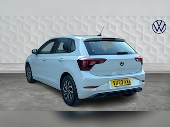 Used Volkswagen Polo 2023 for sale - 78042246: Photo
