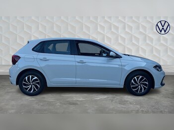 Used Volkswagen Polo 2023 for sale - 78042246: Photo