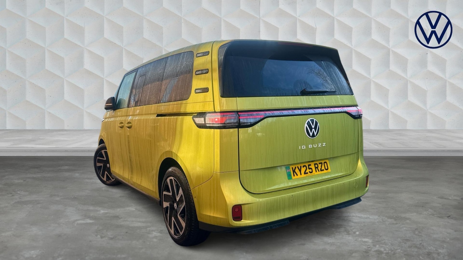 Used Volkswagen ID.Buzz 2025 for sale - 77506494: Photo 3