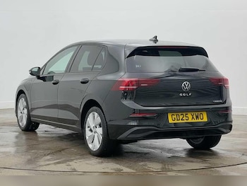 Used Volkswagen Golf 2025 for sale - 78682050: Photo